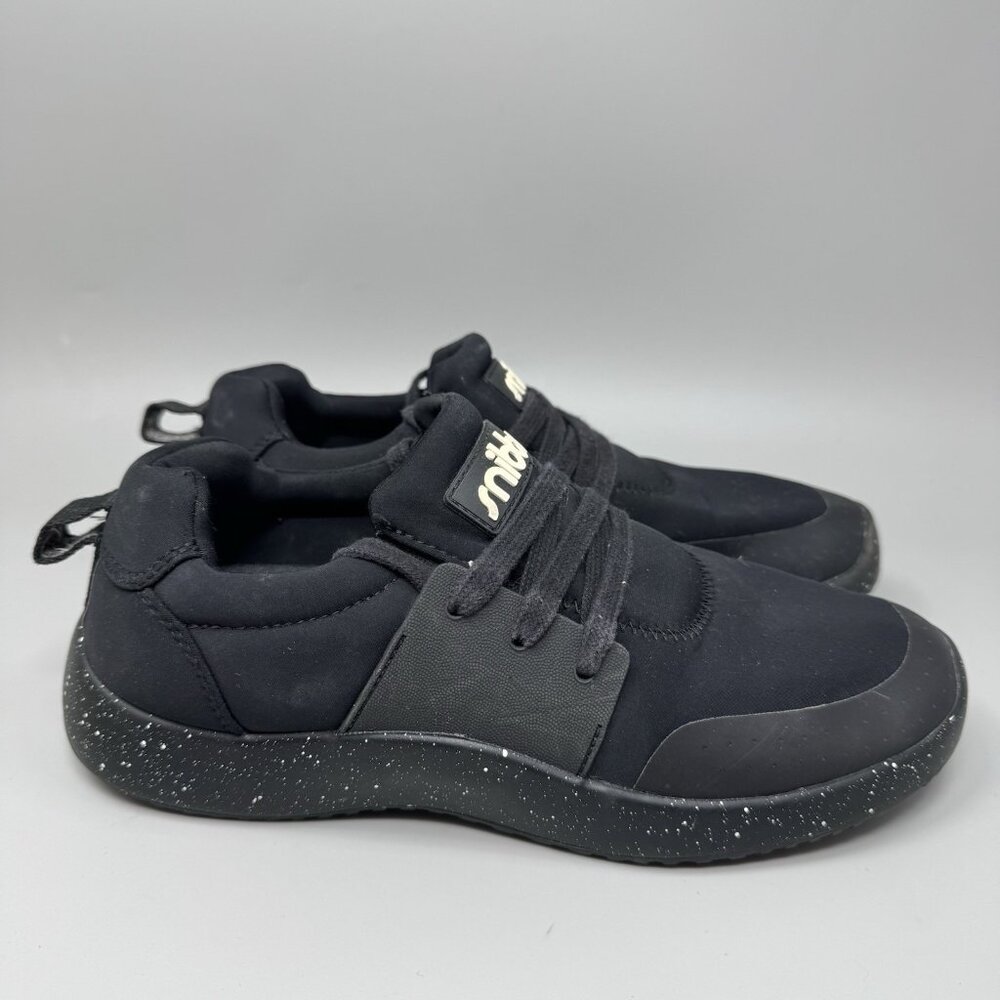 SNIBBS Women's Spacecloud Sneakers Solid Black Non-Slip Work Shoes Sz 8.5